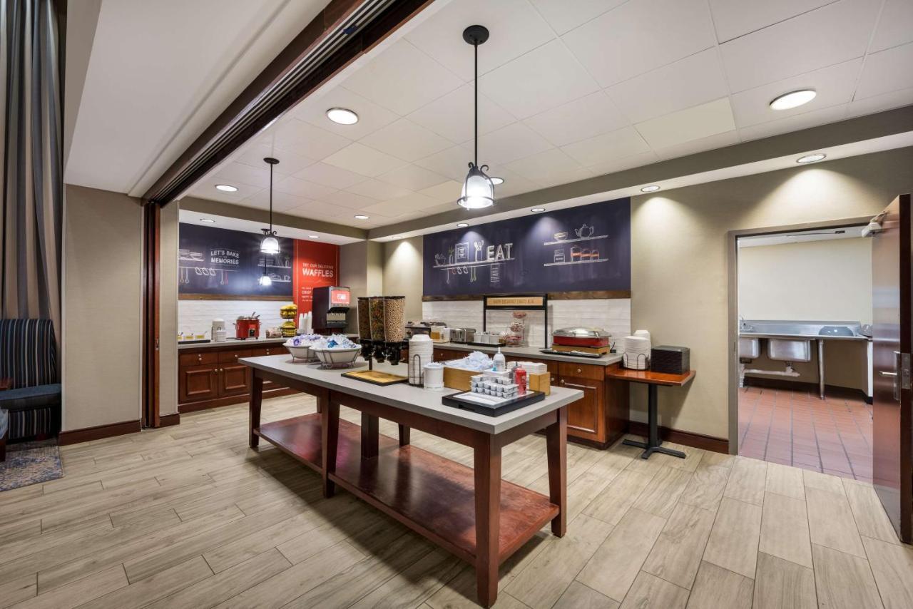 Hampton Inn And Suites Fredericksburg Eksteriør billede